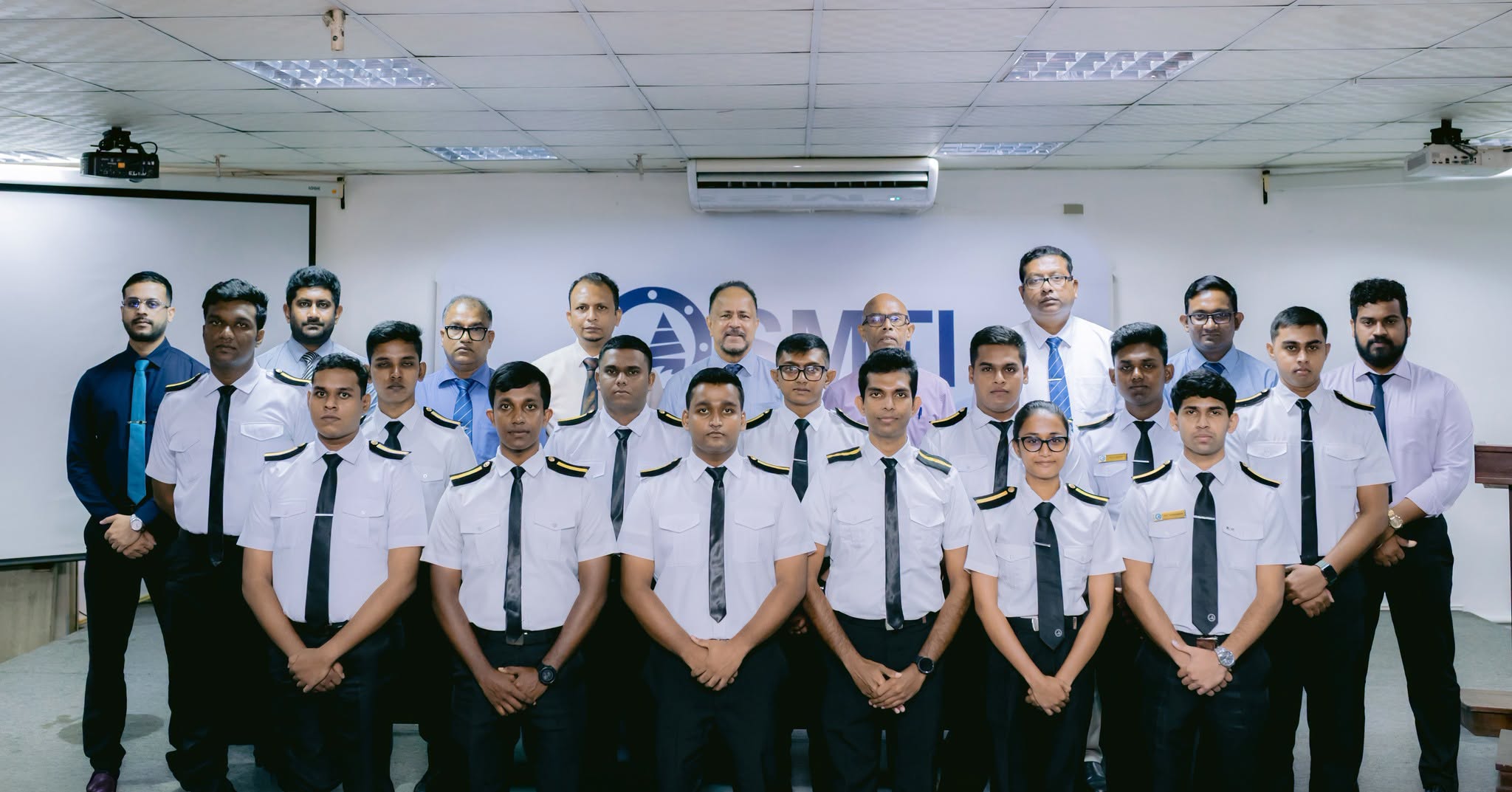 𝐒𝐩𝐞𝐜𝐢𝐚𝐥 𝐈𝐧𝐟𝐨𝐫𝐦𝐚𝐭𝐢𝐯𝐞 𝐒𝐞𝐬𝐬𝐢𝐨𝐧 𝐰𝐢𝐭𝐡 𝐌𝐚𝐧𝐚𝐜𝐨 𝐌𝐚𝐫𝐢𝐧𝐞 𝐂𝐚𝐝𝐞𝐭𝐬